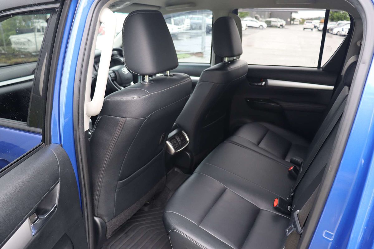 2023 Toyota Hilux SR5 GUN126R 4X4