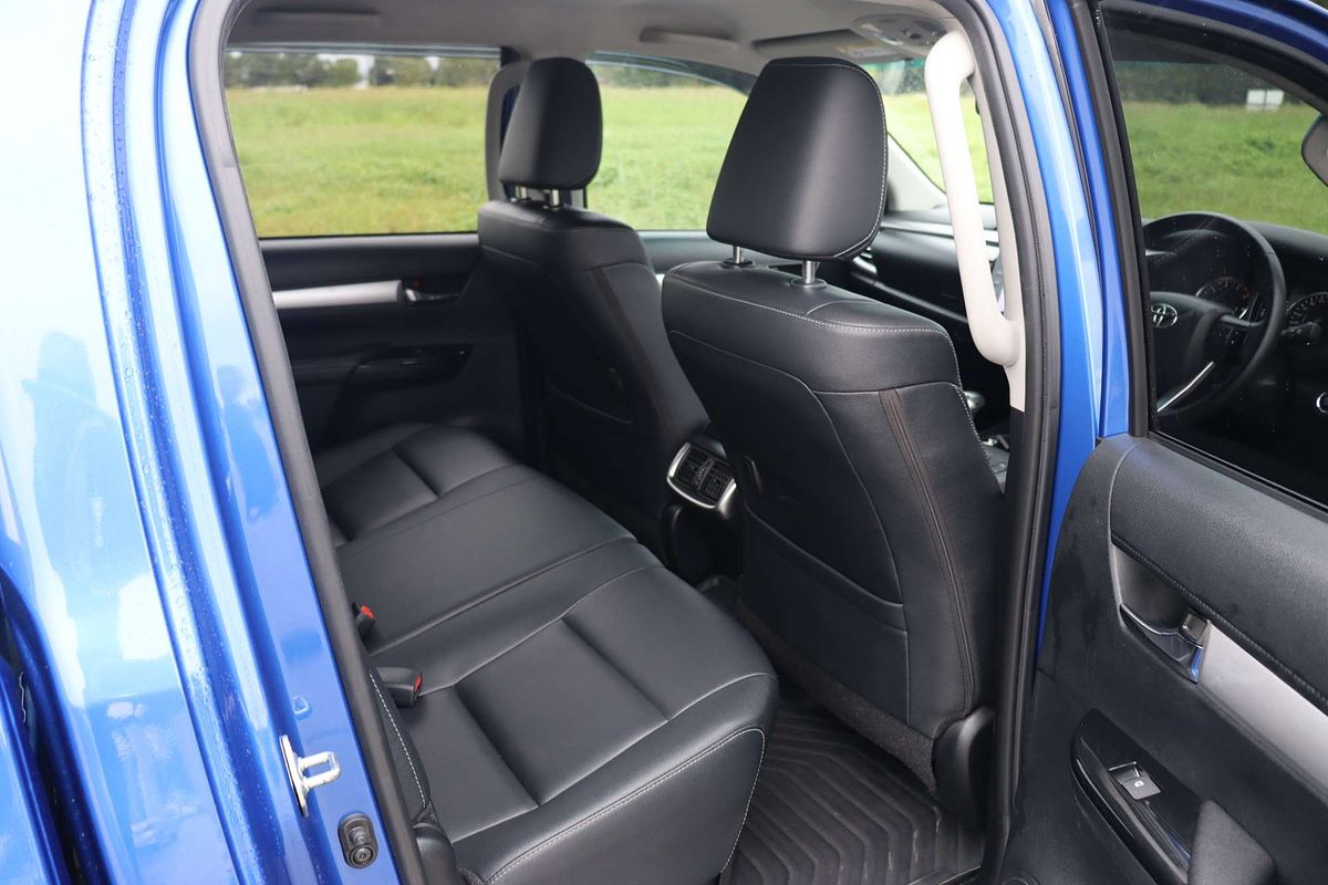 2023 Toyota Hilux SR5 GUN126R 4X4