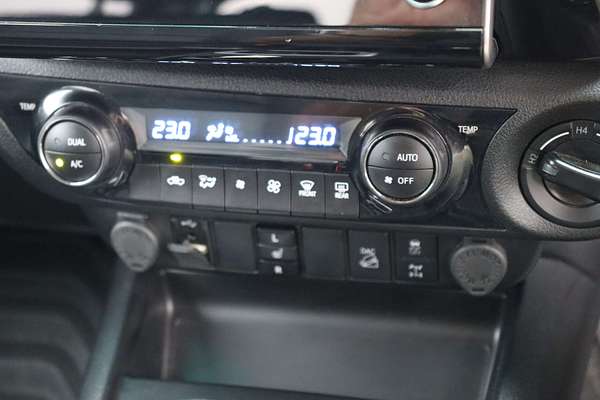 2023 Toyota Hilux SR5 GUN126R 4X4