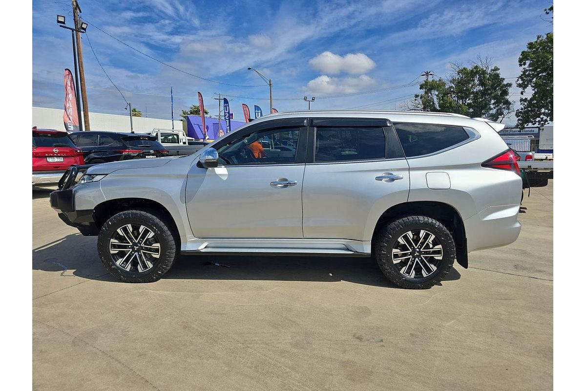 2022 Mitsubishi Pajero Sport GLS QF