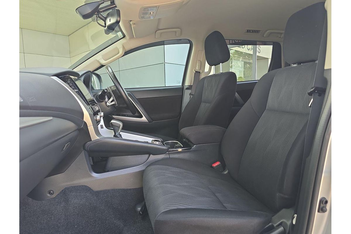 2022 Mitsubishi Pajero Sport GLS QF