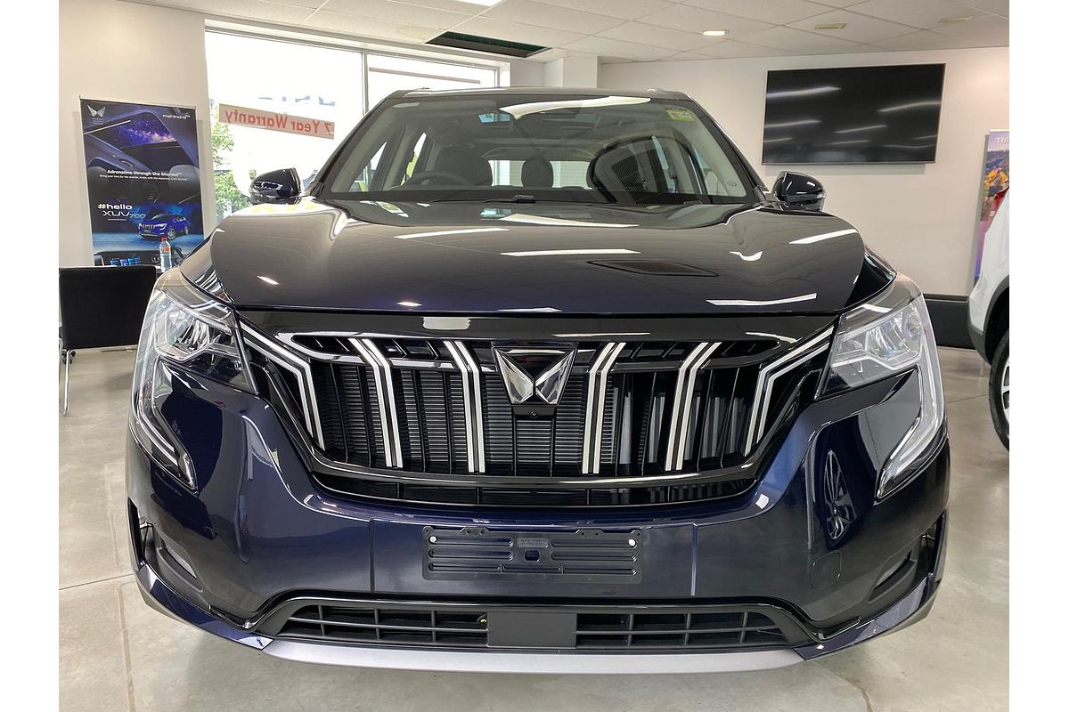 2025 Mahindra XUV700 AX7L