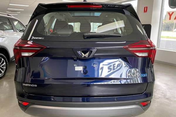 2025 Mahindra XUV700 AX7L