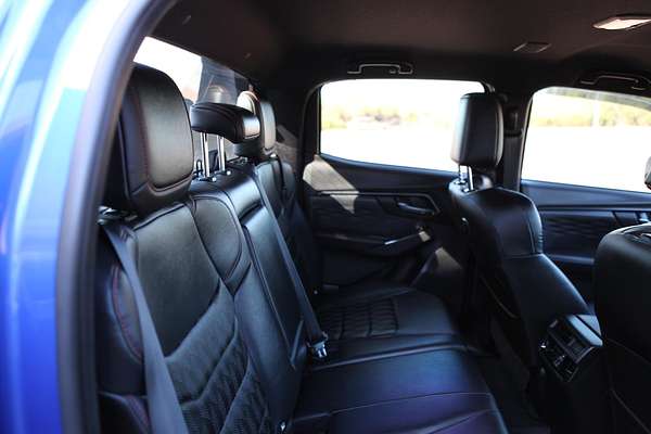 2024 Isuzu D-MAX X-TERRAIN 4X4