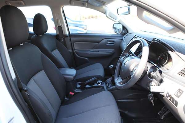 2017 Mitsubishi Triton GLX+ MQ 4X4
