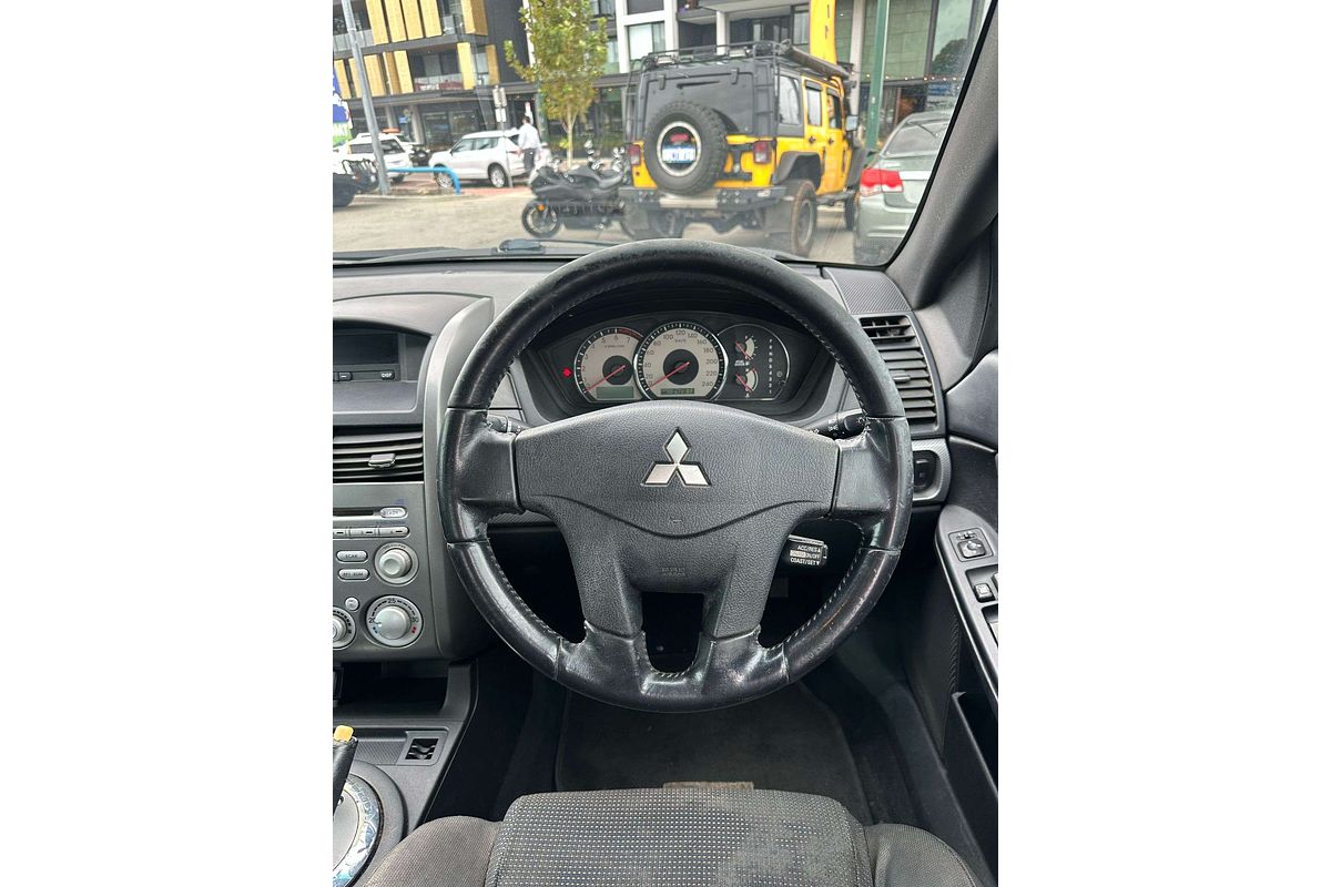 2007 Mitsubishi 380 VR-X DB Series 2