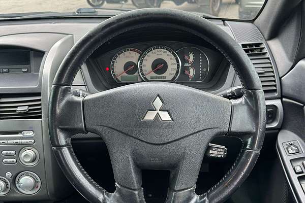 2007 Mitsubishi 380 VR-X DB Series 2