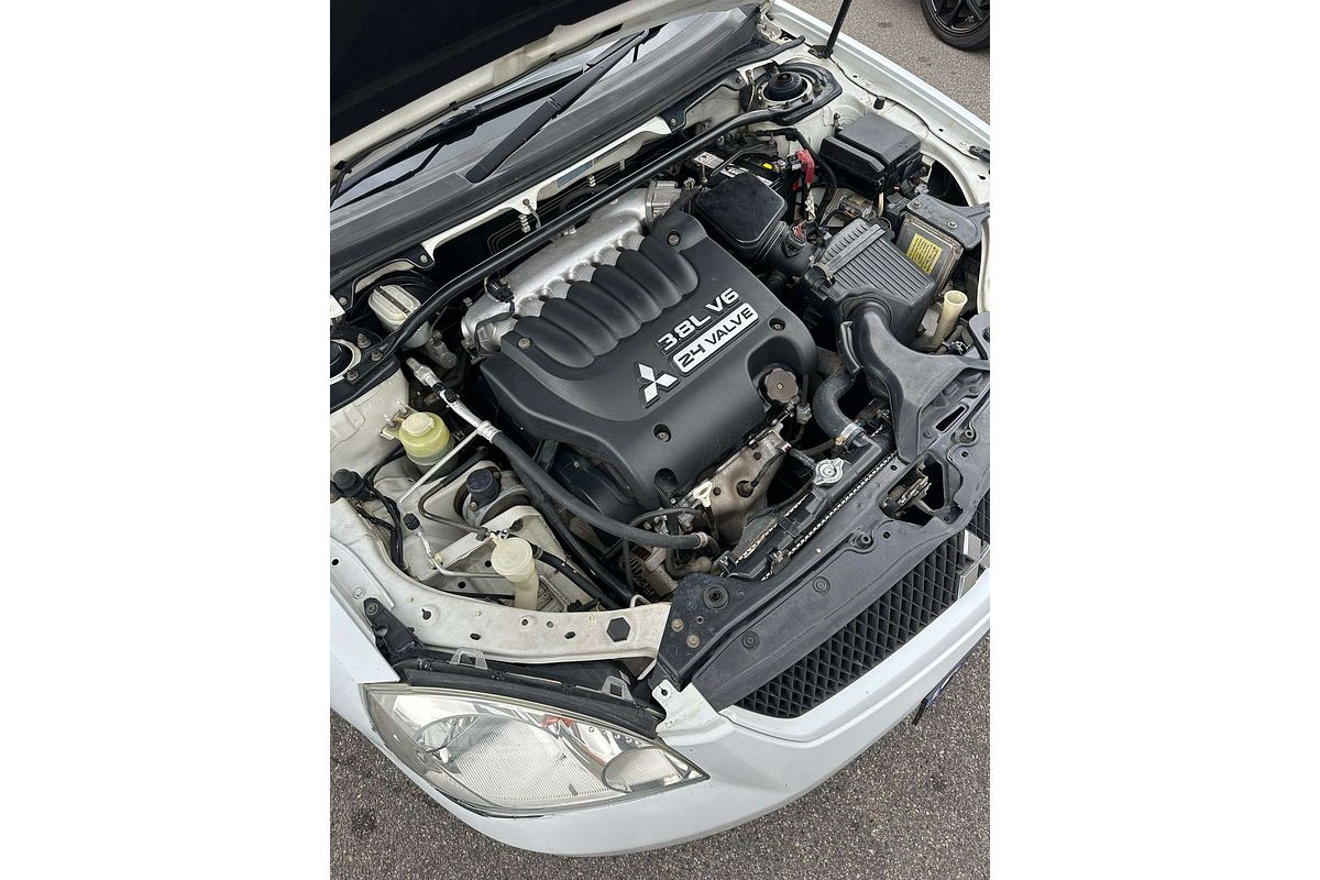 2007 Mitsubishi 380 VR-X DB Series 2