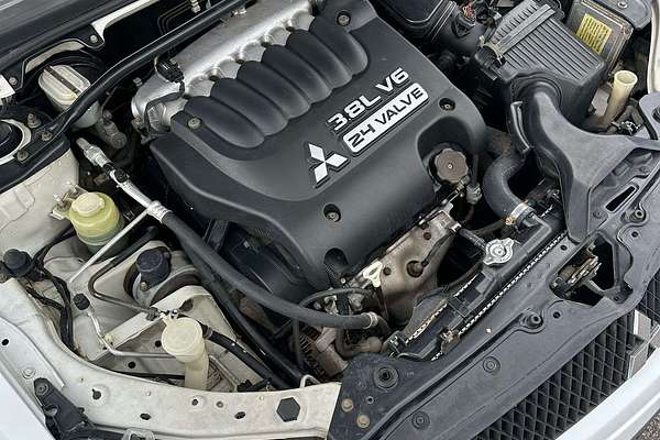 2007 Mitsubishi 380 VR-X DB Series 2