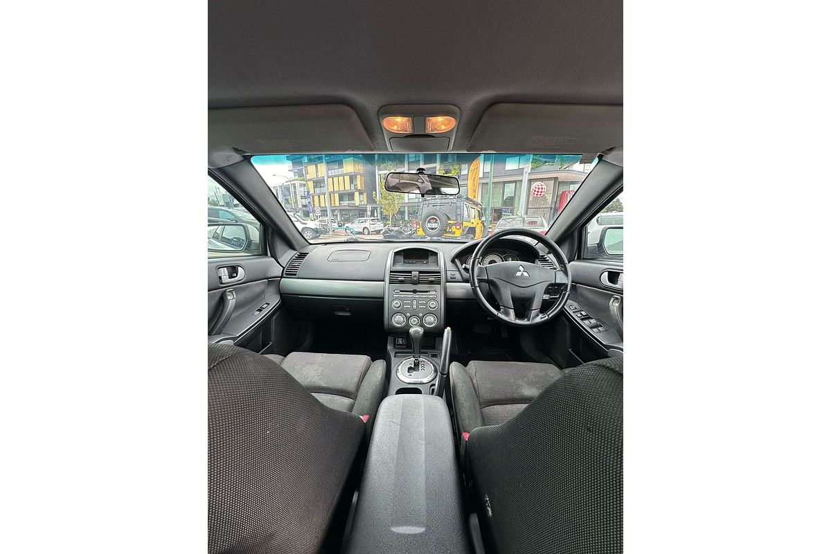 2007 Mitsubishi 380 VR-X DB Series 2