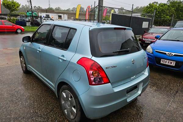 2009 Suzuki Swift RS415