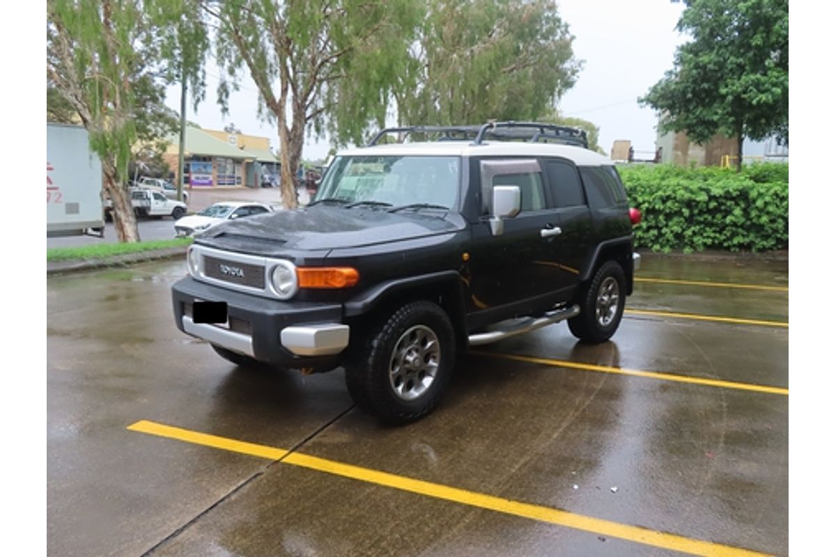 2012 Toyota FJ Cruiser GSJ15R