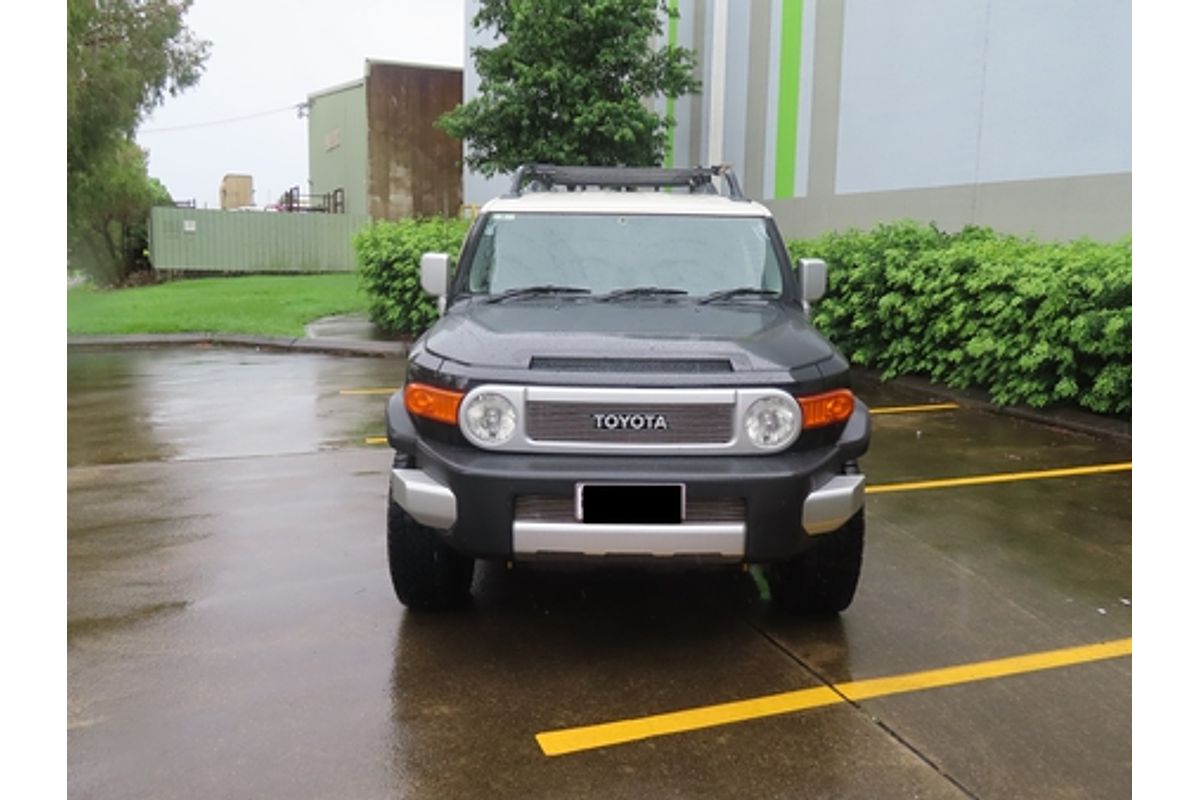 2012 Toyota FJ Cruiser GSJ15R