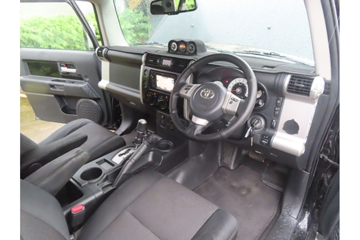 2012 Toyota FJ Cruiser GSJ15R
