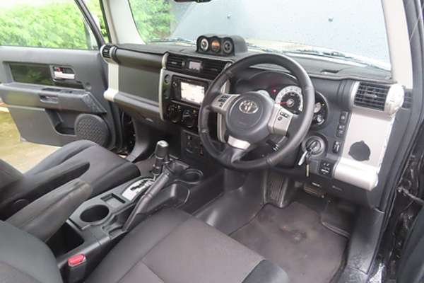2012 Toyota FJ Cruiser GSJ15R
