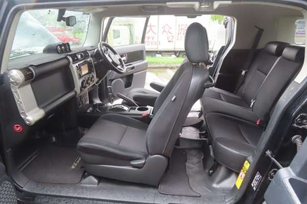 2012 Toyota FJ Cruiser GSJ15R