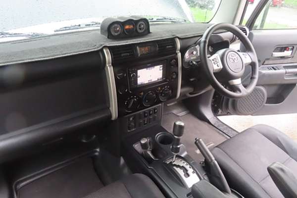 2012 Toyota FJ Cruiser GSJ15R