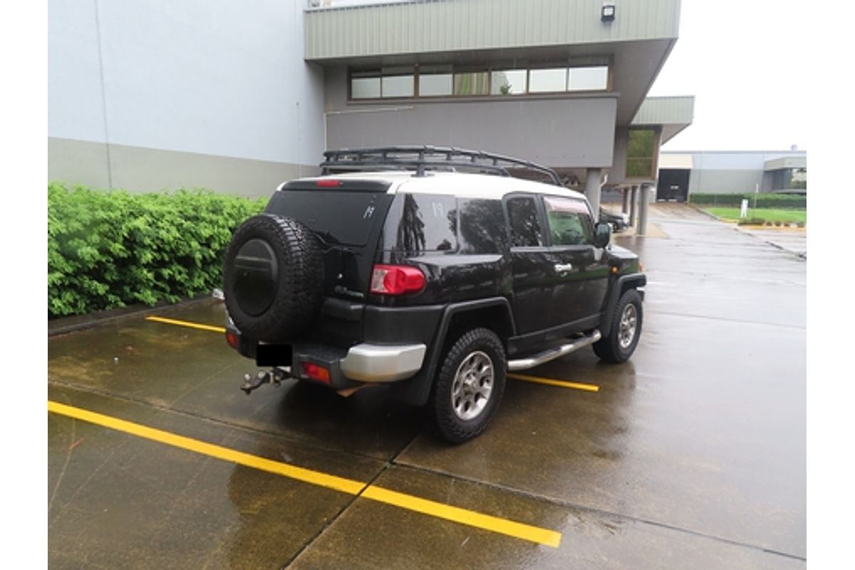 2012 Toyota FJ Cruiser GSJ15R