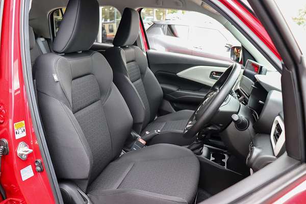 2024 Suzuki Swift Hybrid UZ