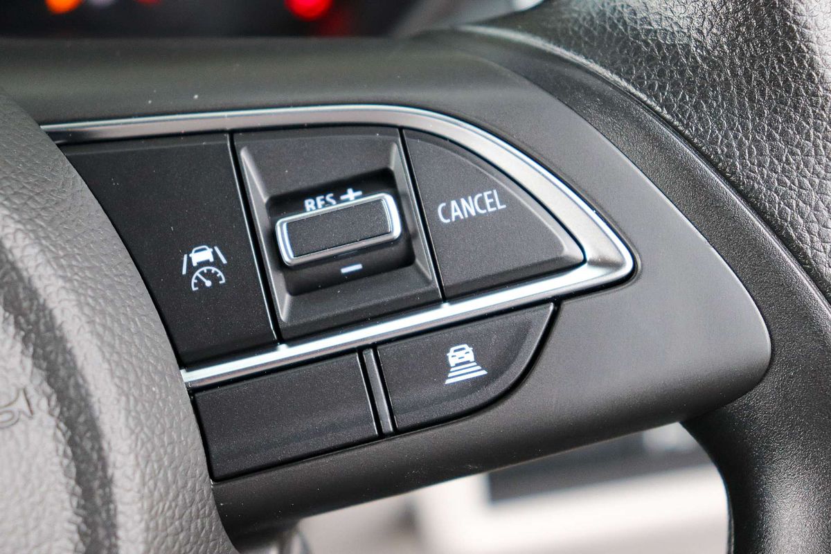 2024 Suzuki Swift Hybrid UZ