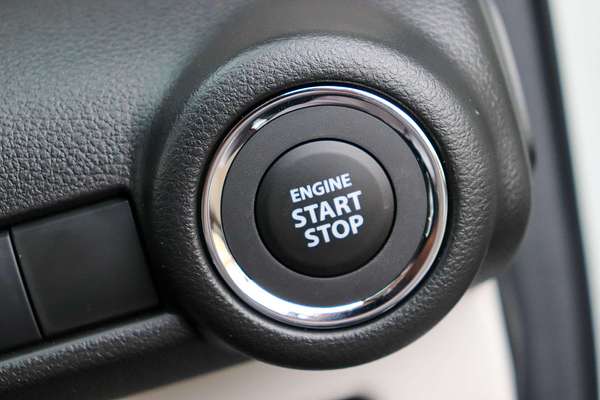 2024 Suzuki Swift Hybrid UZ
