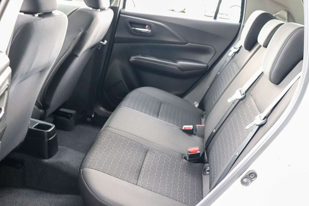 2024 Suzuki Swift Hybrid UZ