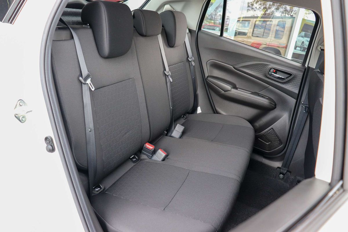 2024 Suzuki Swift Hybrid UZ