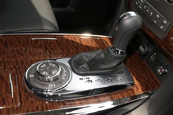 2024 Nissan Patrol Ti-L Y62