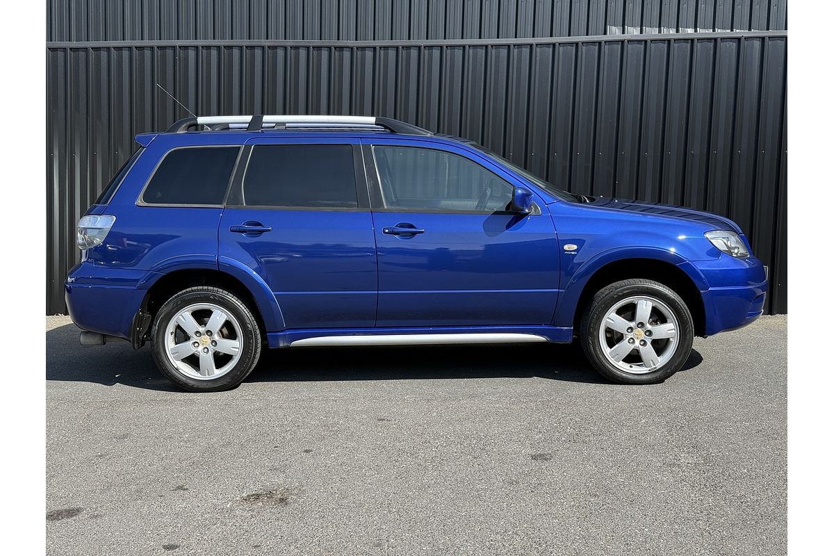 2005 Mitsubishi Outlander VR-X ZF