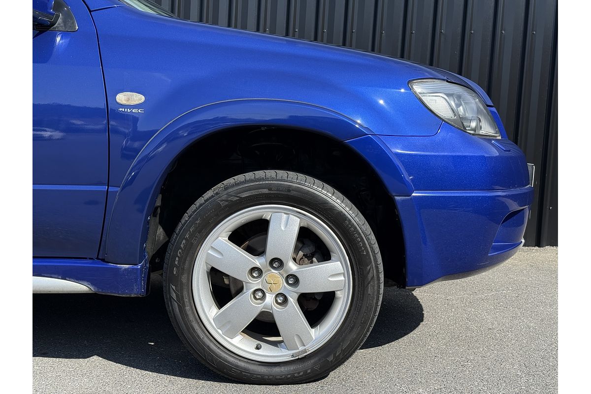 2005 Mitsubishi Outlander VR-X ZF