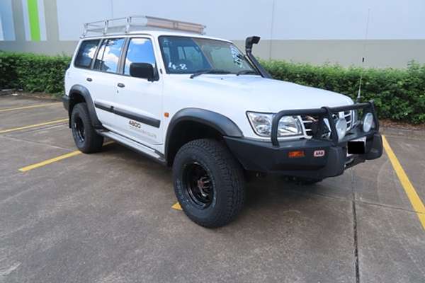 2001 Nissan Patrol ST GU III