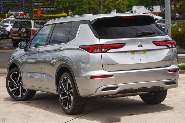 2024 Mitsubishi Outlander Exceed ZM