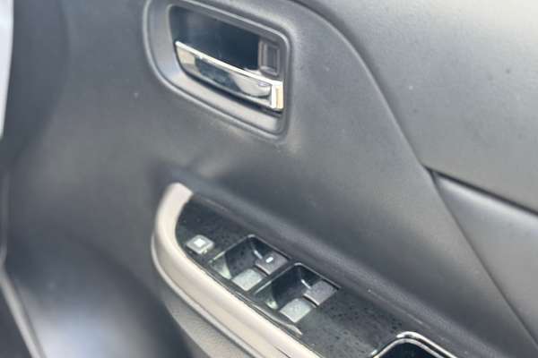 2018 Mitsubishi Triton GLS Premium MR 4X4