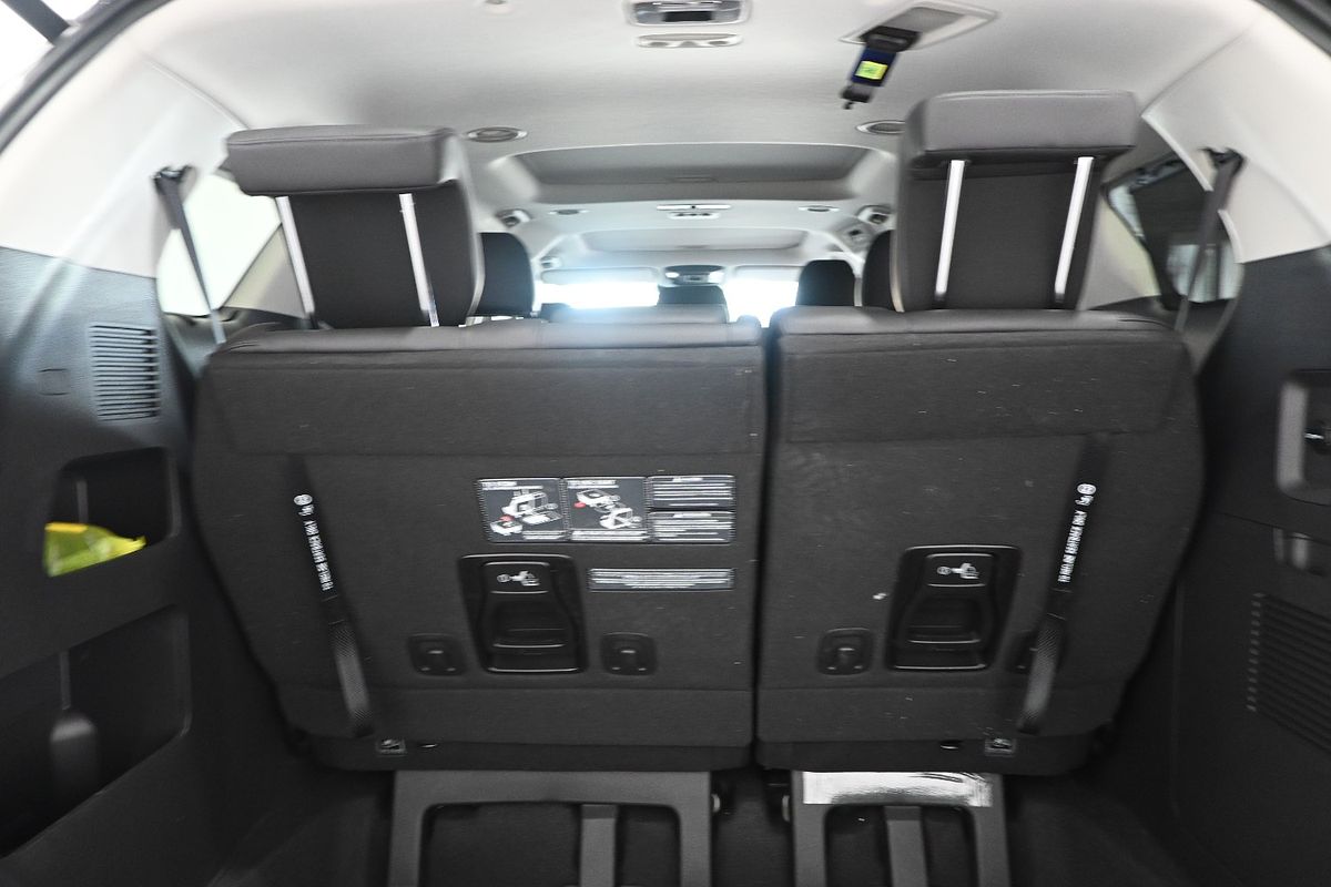 2023 Kia Carnival Special Edition KA4
