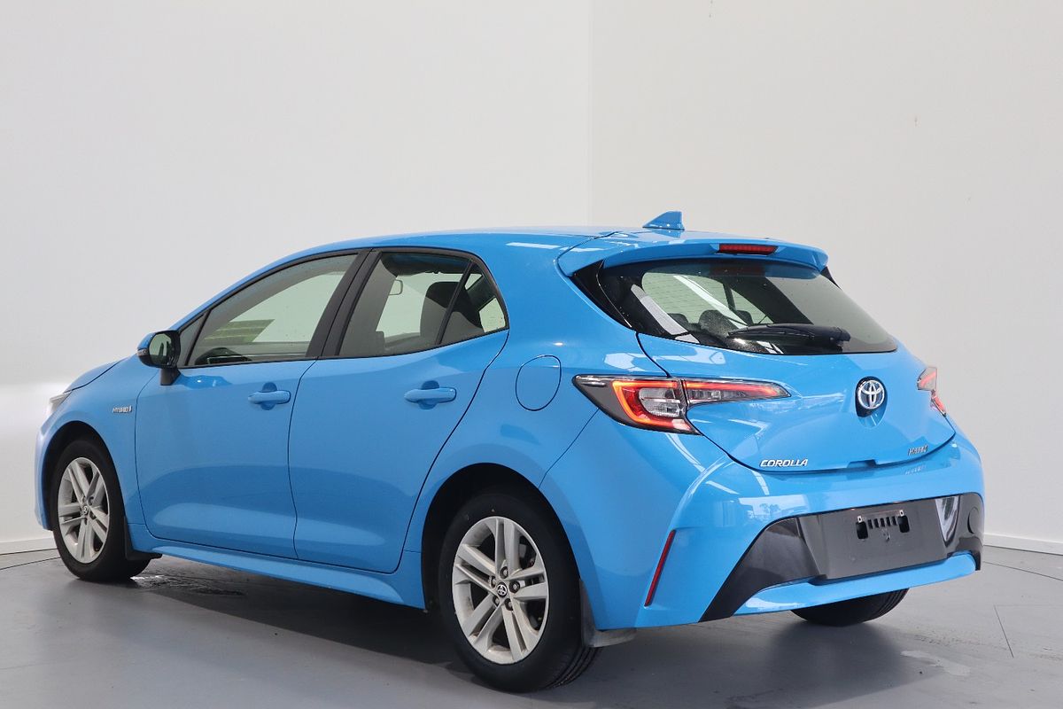 2018 Toyota Corolla Ascent Sport Hybrid ZWE211R