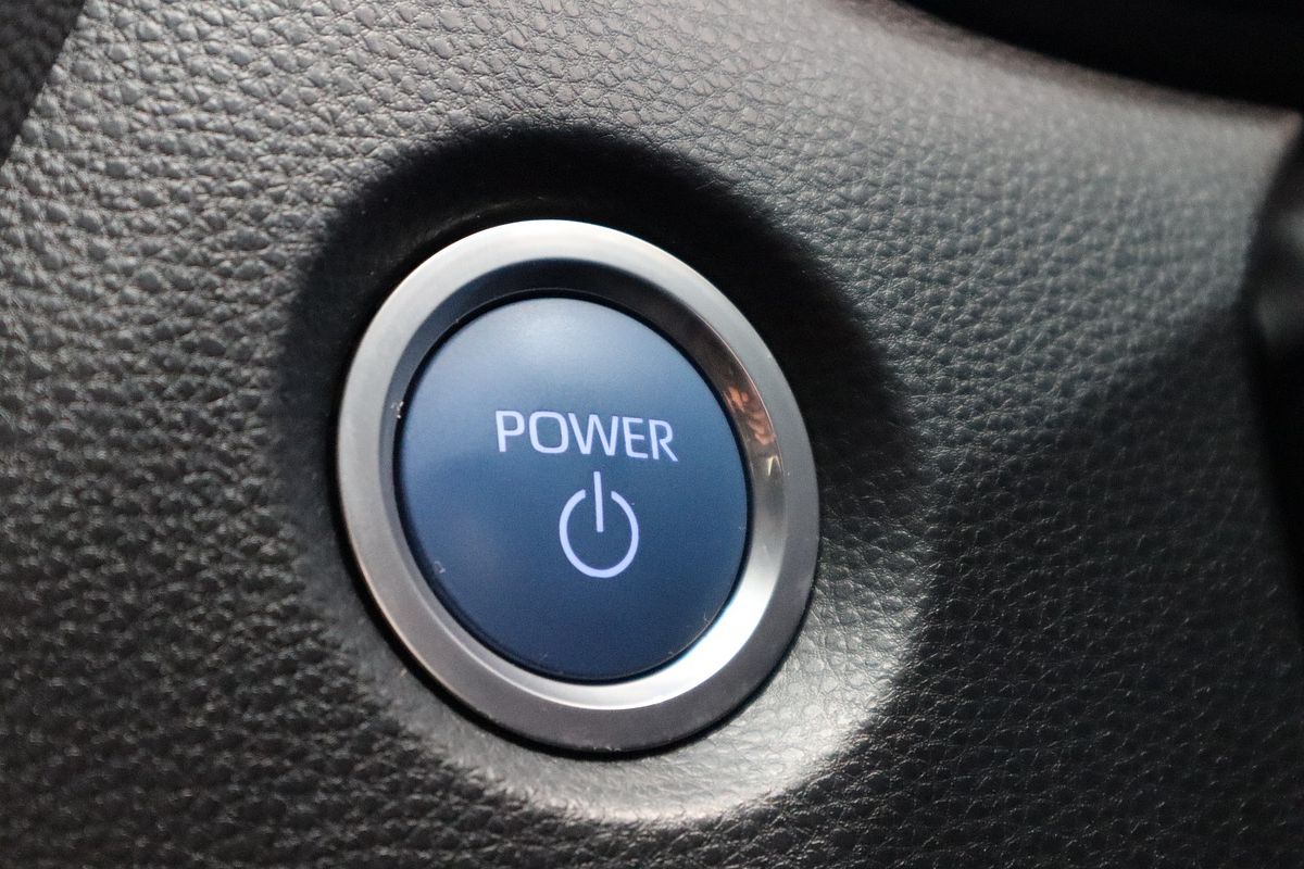 2018 Toyota Corolla Ascent Sport Hybrid ZWE211R