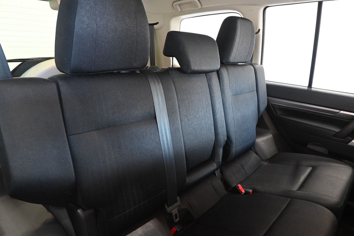 2020 Mitsubishi Pajero GLX NX