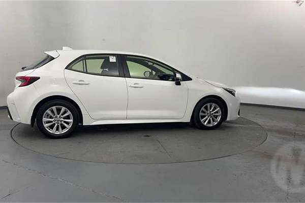 2022 Toyota Corolla Ascent Sport MZEA12R