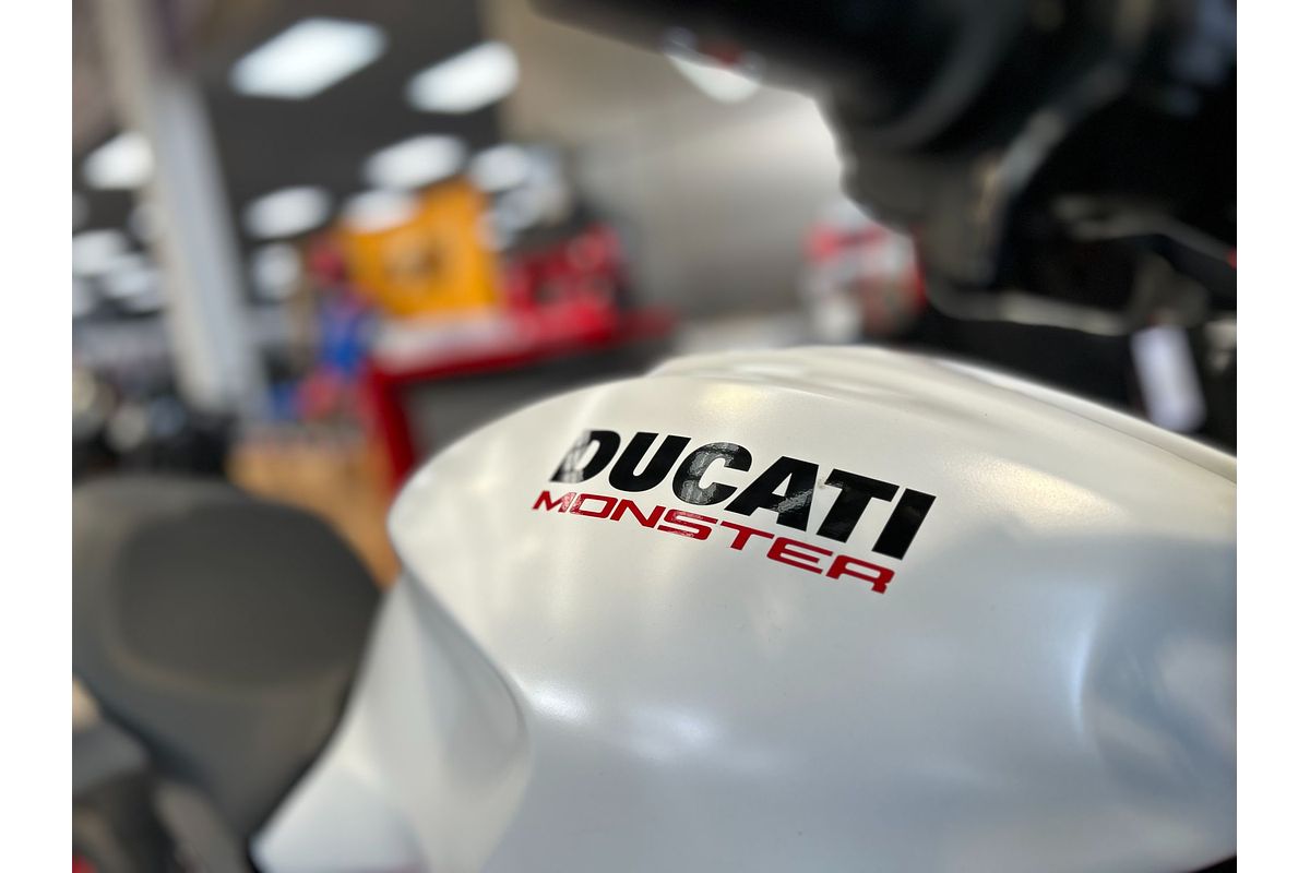 2018 Ducati MONSTER 659