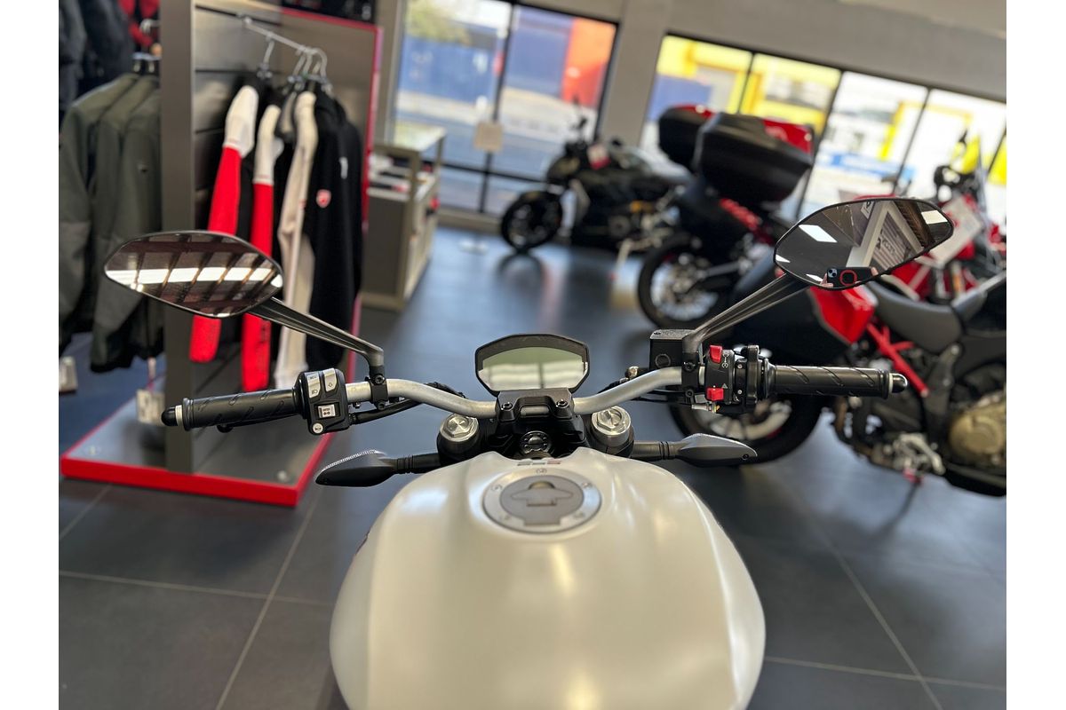 2018 Ducati MONSTER 659