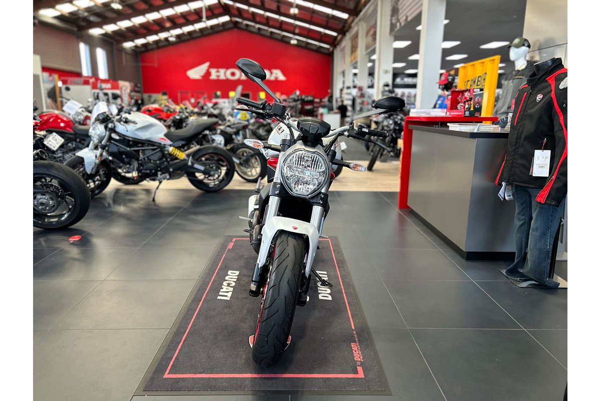 2018 Ducati MONSTER 659