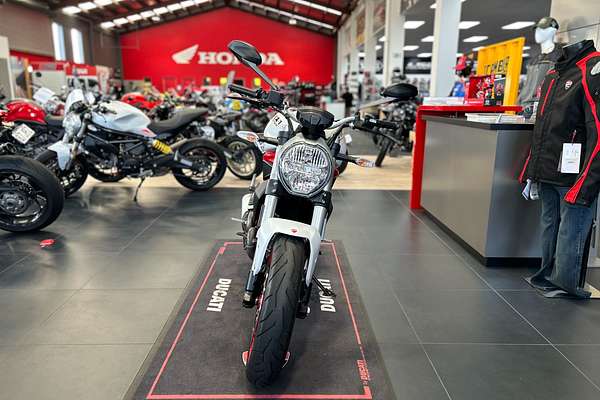 2018 Ducati MONSTER 659