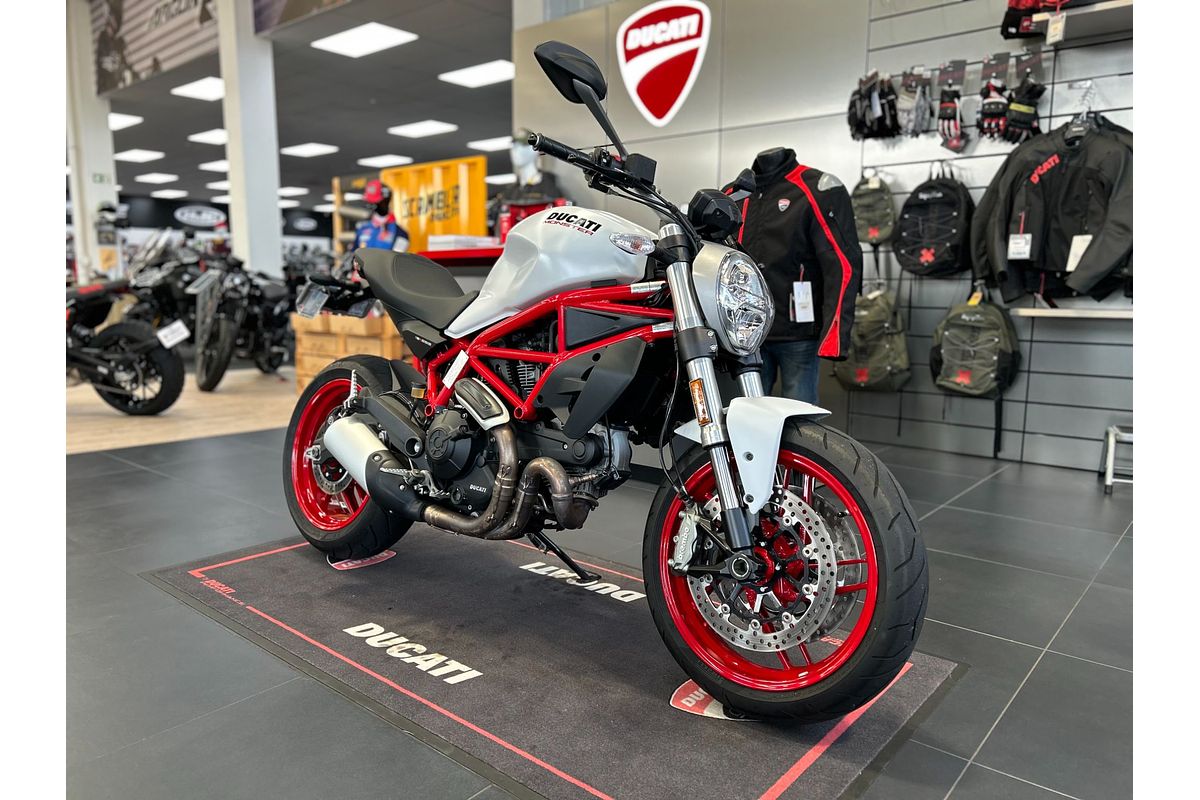 2018 Ducati MONSTER 659