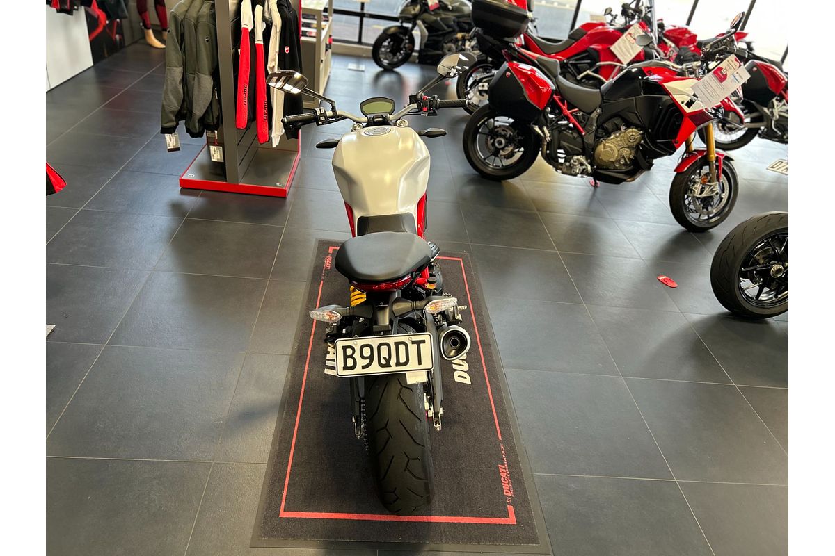 2018 Ducati MONSTER 659