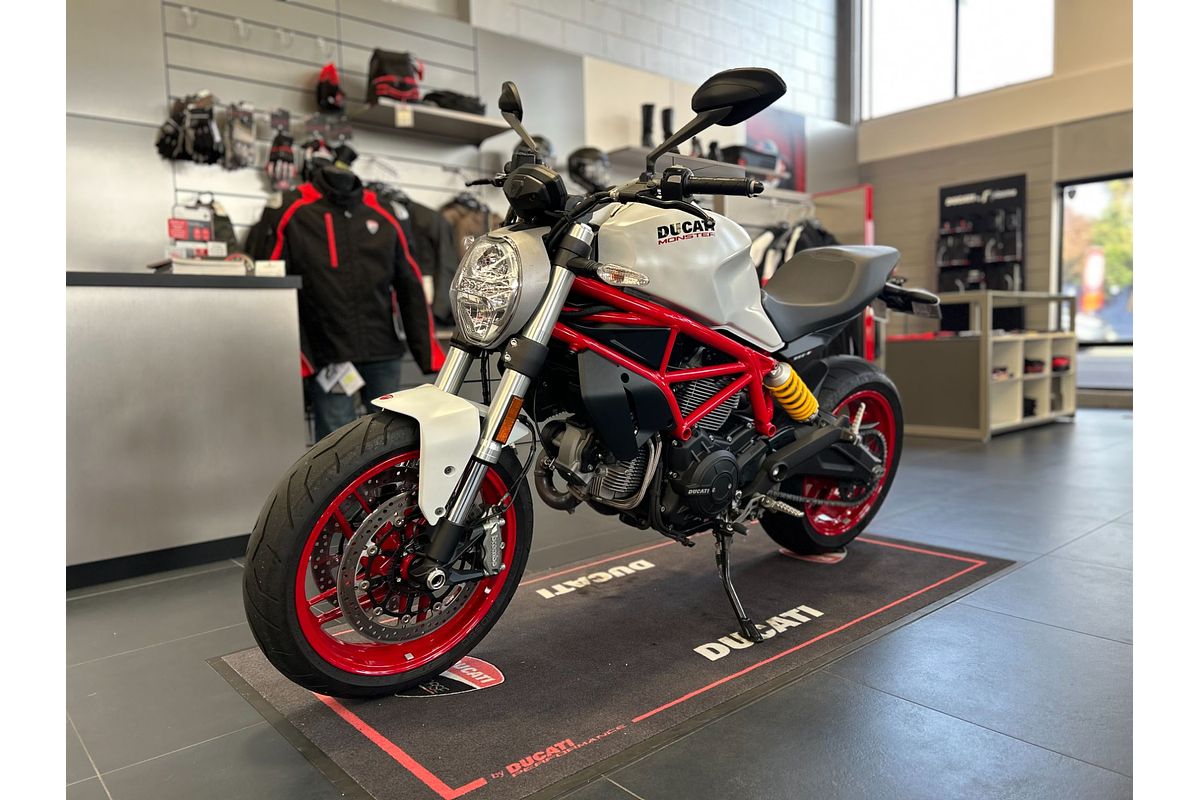 2018 Ducati MONSTER 659