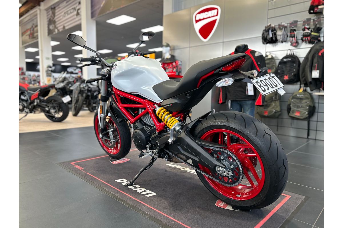 2018 Ducati MONSTER 659