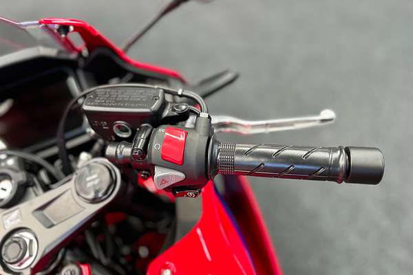 2025 Honda CBR500R