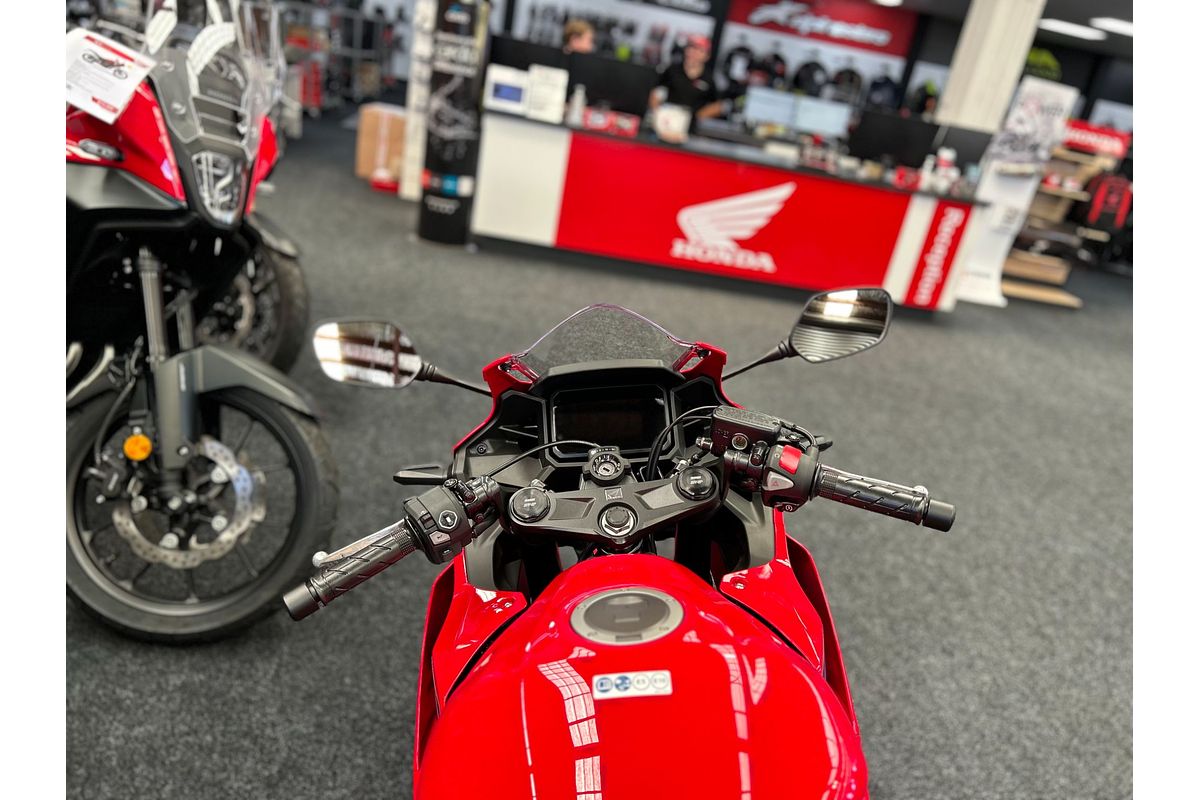 2025 Honda CBR500R