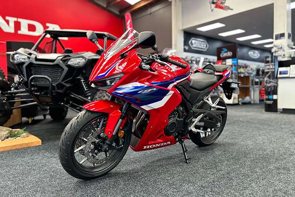 2025 Honda CBR500R