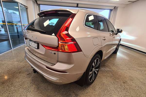 2022 Volvo XC60 Ultimate B5 Bright